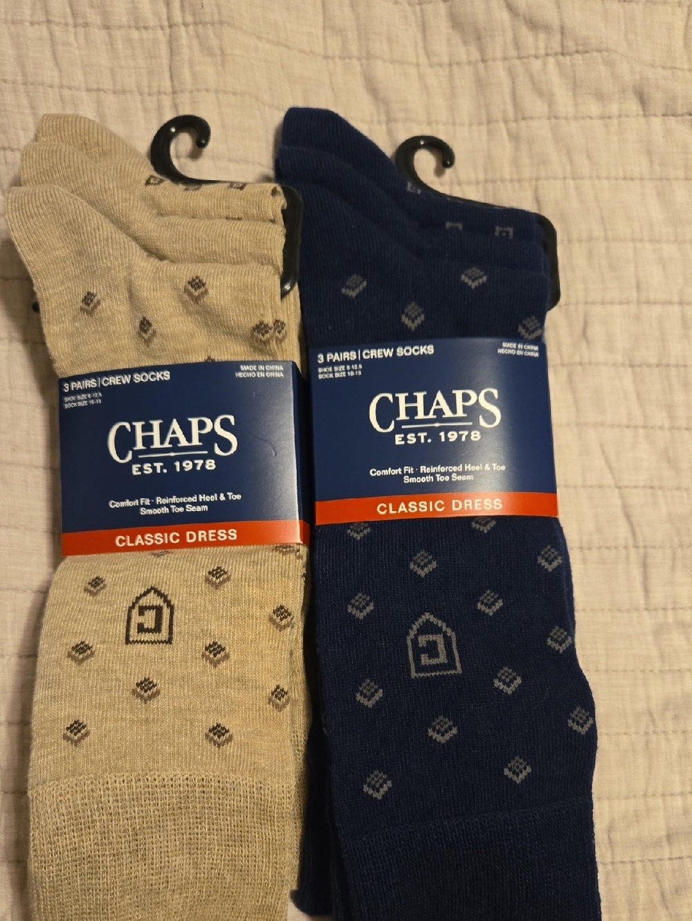 Chaps Classic Dress Crew Socks - Navy & Beige Pair